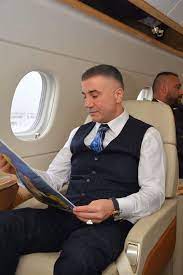 Yeraltı dünyasının ünlü ismi ergenekon sanığı sedat peker referandum için sarayın en büyük destekçisi olacağını söyledi. Sedat Peker Sozleri Sedatpekereiss Twitter