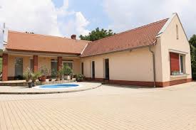 Wochenendhaus 29.000 eur | schnäppchenpreis für ihre immobilie am plattensee! Modernes Haus Mit Pool Pecs Ungarn Ph0298