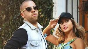 Brancatelli se iba a ir también y le agarro covid y sigue la lista. Angel De Brito Y Su Pareja Fueron Sorprendidos Por Las Camaras