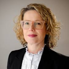 Four years ago I officially graduated from King's College London. I am so  proud of be part of such an incredible alumni community. Plus, I am so  grateful for everything I learned