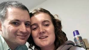 Jasmine fant kjærligheten tross multippel sklerose: En inspirerende  solskinnshistorie