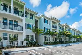Photos Of Delray Station In Delray Beach Fl In 2020 Delray Beach Beach Apartment Delray