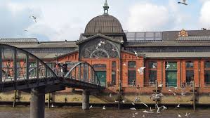 Flowers fish market and restaurant. Hamburg Fish Market Must See Sight In Hamburg Hamburg Com