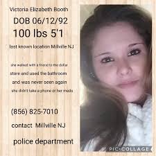 Has or does anyone know the whereabouts of either Roseanne Thomas or her  sister, Virginia? We've lost touch over the years and were hoping to  reconnect. Roseanne graduated in 1971 if that