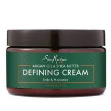 Made by combining various extracts, this curl defining cream for men not only helps counteract frizz and improve manageability but also helps separate, define and hold curls and waves. Curly Hair Products For Men Top 10 Products To Try