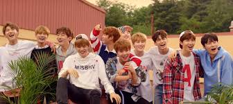 If you go to a kpop concert of your favourite band, you need to get a lightstick! Bts Occupies Waves Wanna One Has Surprisingly High Rankings
