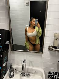 TW Pornstars - 2 pic. LTP. Twitter. Forgot I took these cute pics in the  @barstoolsports bathroom. 8:29 PM - 16 Jun 2022