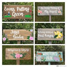 This can be painted or stained in custom colors to match your overall garden style. Yard Signs Outdoor Signage Yard Art Summer Fruit Berry Marker Custom Sign Berries Signage Garden Decor Boysenberry Garden Sign Fruit Sign Home Kitchen