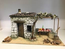 Choisissez Le Modele Qu Il Vous Faut Creche De Noel Creche Maison De Noel