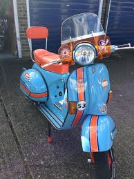 my vespa px in gulf racing colours motos clasicas accesorios vespa carros y motos