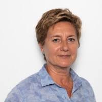 300+ "Corinne De" profiles