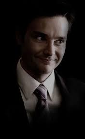 Personnage Steve Newlin, humain anti vampire saison 2