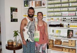 En dichter & neira, nos apasiona entender e integrar analíticamente la dinámica del punto de venta, mejorar la ejecución dentro de la tienda, y relación del consumidor y las marcas, ofreciéndole a nuestros clientes una perspectiva única en el mercado. Facebook