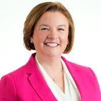 Stephanie Hedrick's Instagram, Twitter & Facebook