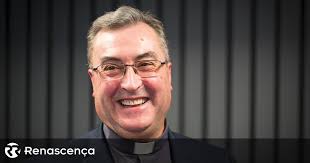 Bispo do Porto. É preciso “ver longe”, quando discutimos a temática dos  batismos