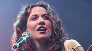 Willie Nelson, Sheryl Crow inducted into Rock & Roll Hall of Fame