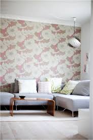 Was darf in einer stylischen wohnung heutzutage auf um einen grauen akzent zu setzen, könnt ihr beispielsweise die tapete an einer wand komplett entfernen dann haben wir die passende idee für eure wohnzimmer wandgestaltung: 71 Wohnzimmer Tapeten Ideen Wie Sie Die Wohnzimmerwande Beleben