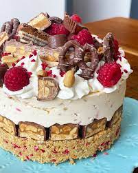 Snickers Cheesecake Delicious Cheesecake Recipes Cheesecake Recipes Yummy Cheesecake