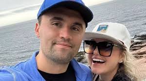 Folk singer Norma Waterson dies at 82 with Billy Bragg leading tributes