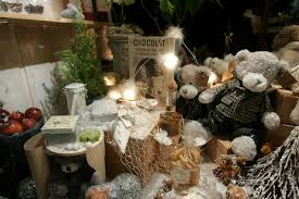 Les Vitrines De Noel Photo Julien Schmitt Colmar Alsace France Noel Christmas Weihnachten Teddybear Gift Cadeau Peluc Noel Colmar La Magie De Noel
