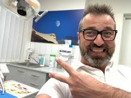 Zdrowy uśmiech w każdym wieku