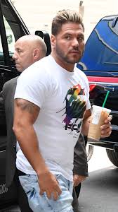 He is best known as one of the eight main cast members in the mtv reality series jersey shore. Jersey Shore S Ronnie Ortiz Magro Granted Temporary Restraining Order Against Ex Mother Jen Harley