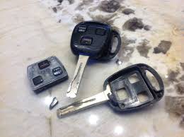 The lexus brand is marketed in more than 70 countries and territories worldwide and is japan's. Lexus Rx 330 Questions Hairline Cracks On My Dashboard Cargurus