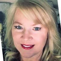 Barbara Deluca's Instagram, Twitter & Facebook