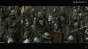 Robin Des Bois 2010 Featurette Hd Vo Youtube Russell crowe, qui semble échappé de gladiator, campe un robin des bois viril, qui parle peu mais cogne fort. robin des bois 2010 featurette hd vo