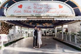 The Coolest Drive Thru Wedding In Downtown Las Vegas At The Iconic A Little White Wed Las Vegas Elopement Photographer Las Vegas Elopement Little White Chapel