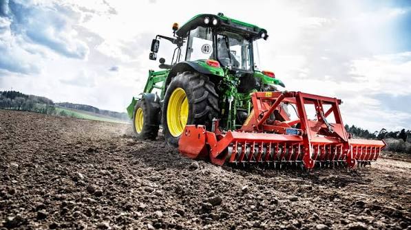 John Deere 5115M Tractor