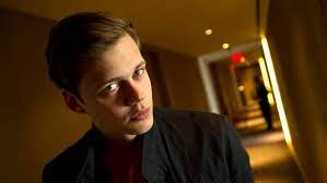 Netflix Hemlock Grove Bill Skarsgard Bill Skarsgard Hemlock Grove Bill Skarsgard Pennywise
