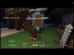I took off and put on my armor multiple times and the value just isn't changing. Redstone Armor Not Really Minecraft