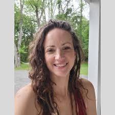 Carrie Simpkins's Instagram, Twitter & Facebook