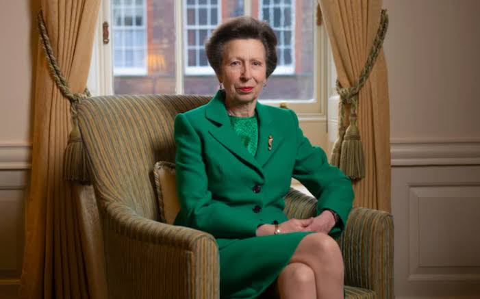 Princess Anne: 'You don't need qualifications to make a difference' |  Wooden Spoon.