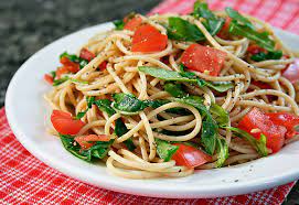 Questa non contiene acqua e solitamente la quantità consigliata per un normale piatto è di circa 70/80 g. Alimentazione Ecco Le Giuste Dosi