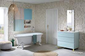 Quel plaisir de partager une cuisine conviviale avec ses amis ! 5 Astuces Pour Une Salle De Bain Style Bord De Mer Turbulences Deco