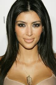 23 Early 00s Makeup Trends You Forgot You Were Obsessed With 2000s Makeup White Eyeshadow Makeup Looks