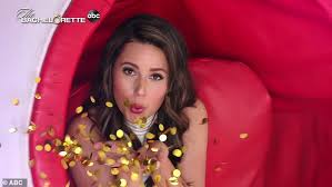 The newest face of the franchise is a marketing manager at a bank who aspires to someday have her own talk show. The Bachelorette S Katie Thurston Stars In The First Promo For Season 17 Aktuelle Boulevard Nachrichten Und Fotogalerien Zu Stars Sternchen