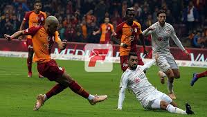 Süper lig'de son 5 maçtır mağlup olmayan galatasaray, sahasında bu sezonun yeni ekiplerinden hatayspor ile karşılaştı. Ozet Galatasaray Sivasspor Mac Sonucu 4 2 Super Lig Spor Haberleri