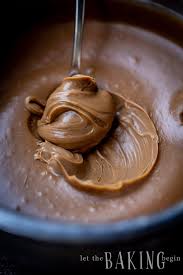 The Macaron Filling Is A Simple Coffee Ganache Which Is Just White Chocolate Ganache Mixed With Some Coffee Coffee Macaron Macaron Recipe Macaron Filling
