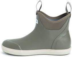 The upper is reinforced in high wear areas such as the toe and heel for maximum durability. Buy Xtratuf Women S 6 In Ankle Deck Boot Taupe Online In Vietnam B07t935935