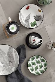 Assiettes En Porcelaine Vaisselle Decor Noir Et Blanc Vaisselle Design
