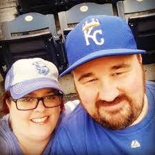 Robin Knotts's Instagram, Twitter & Facebook