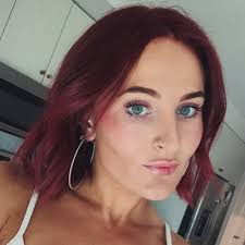 Kelly Stewart (@_kellystewart_)