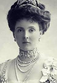 Princess Alice of Albany, Countess of Athlone, describing her aunt Princess  Louise in an interview with author Nina Epton in 1970, for her book  Victoria and Her Daughters.** "Louise could be heard