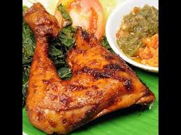 Baru setelahnya, ikan dibakar di atas bara api hingga kecoklatan dan bercitara khas serta sedap. Resep Ayam Bakar Padang Gurih Youtube