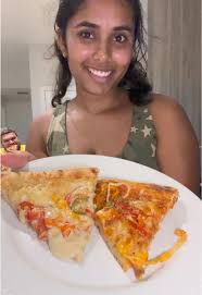 Delicious Red and White Sourdough Pizza Recipe