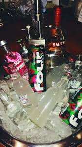Pin De Isabel Amell En Yolo Bebidas Alcoholicas Fiesta Pedas Fiesta Fiesta Tumblr