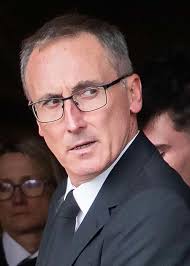 New law set to deal with 'illegal' asylum centres